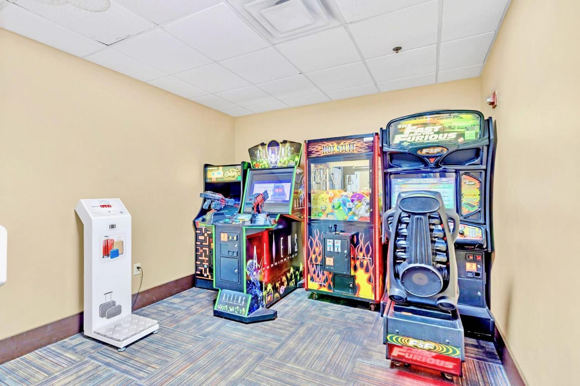 1Br Condo - Two Queens Arcade Pool - Near Disney Ορλάντο Εξωτερικό φωτογραφία